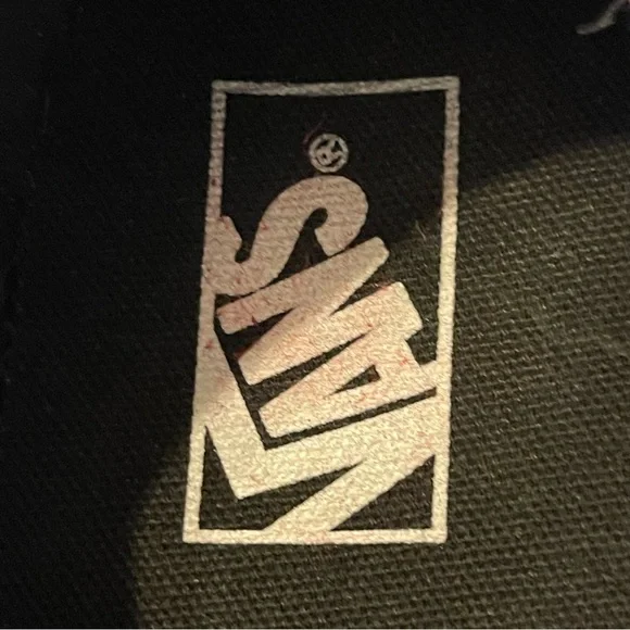 Limited Edition Las Vegas Vans Size 8.5 Women’s Size 7 Men’s Sneaker Shoes - Picture 13 of 13